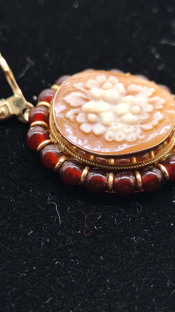 14k Gold Scrap Garnet Shell Cameo Earrings