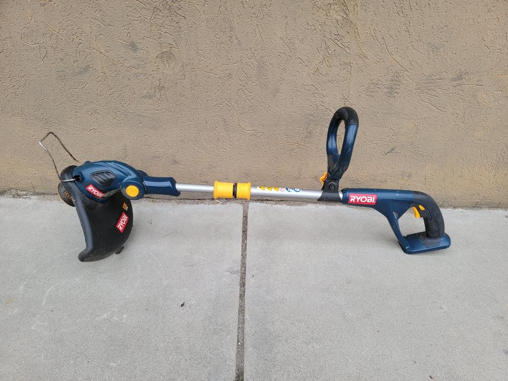 RYOBI WEED TRIMMER NO/ACC (P14024187)