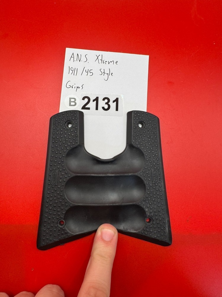 A.N.S Xtreme 1911/45 Style Grips