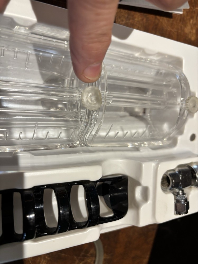 Fluval Mini Pressurized CO2 Kit 15 Gal Diffuser Threaded Cartridge x2