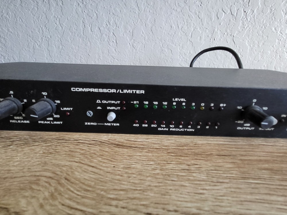 Vintage Rocktron 300A Compressor/Limiter Hush II Dynamic Processor
