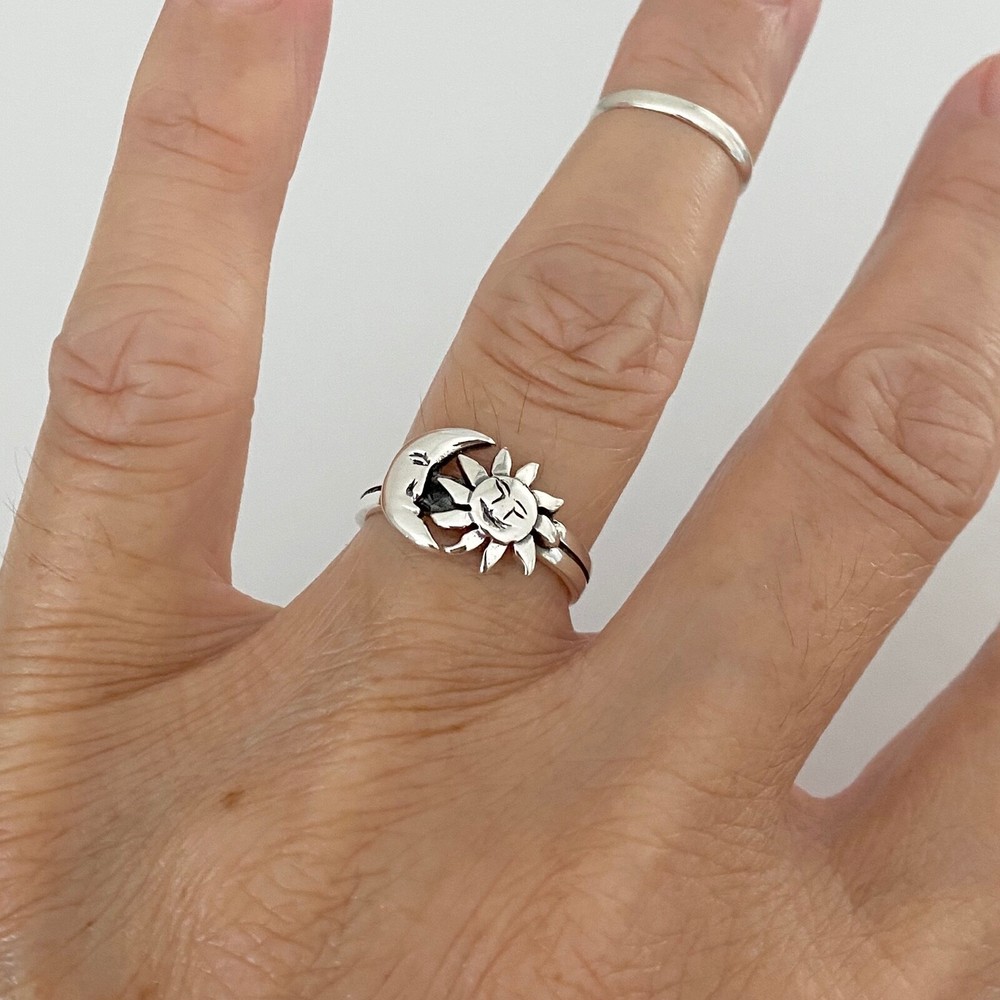 Sterling Silver Face Moon and Sun Ring, Silver Rings, Celestial Ring, Face Ring