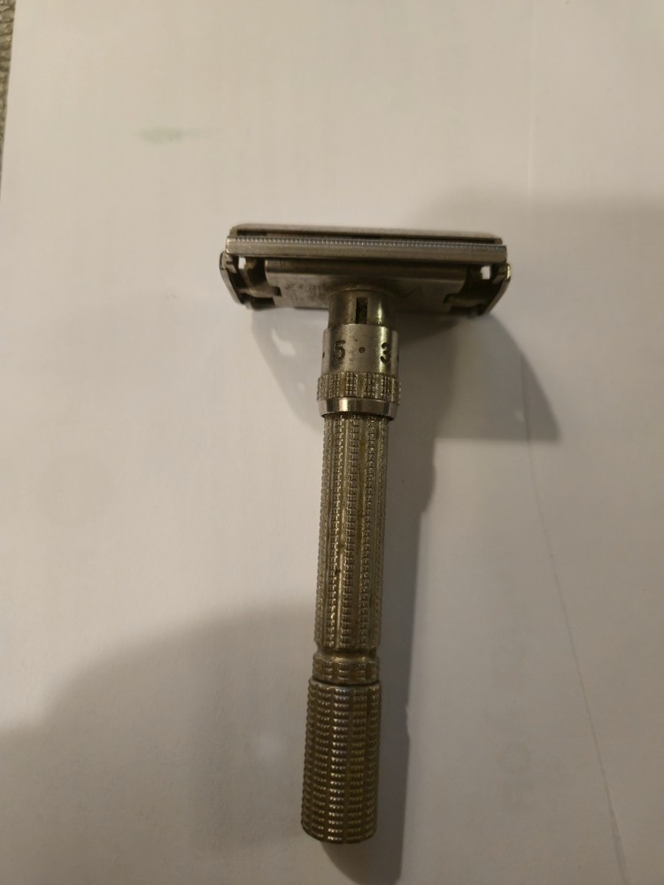 1963 Gillette Slim Adjustable 1-9 DE TTO Razor Date Code I1