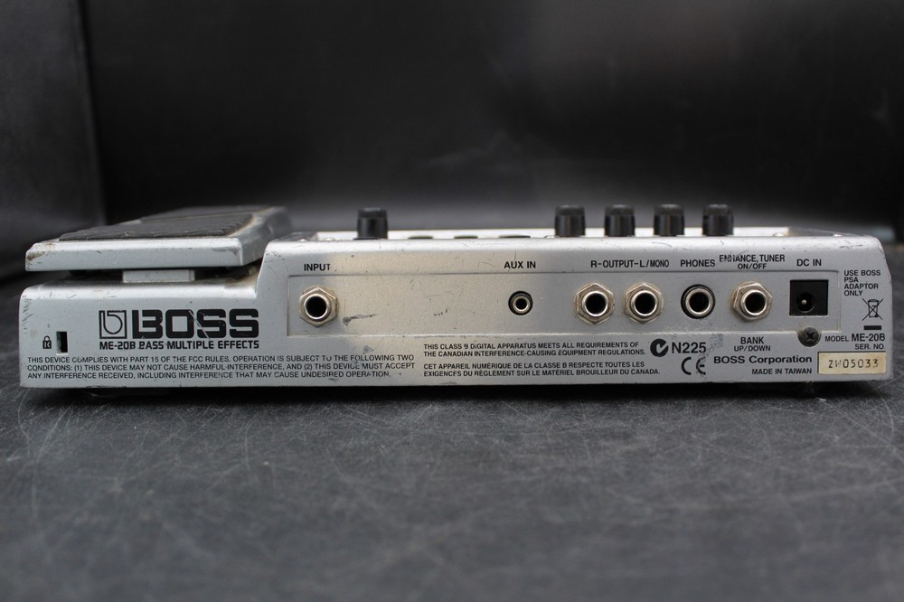 BOSS ME-20B Multi-Effects Pedal (UNTESTED FOR PARTS)
