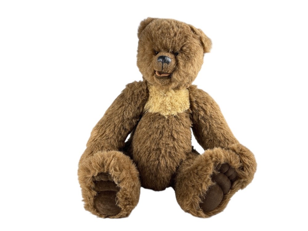 Artist Bear Teddy Bear 46cm. Excellent condition.
