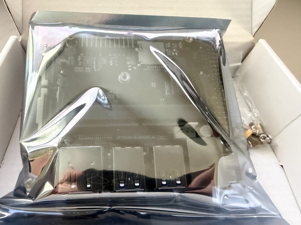 Waveshare JETSON-IO-BASE-A with RTC Battery Clip