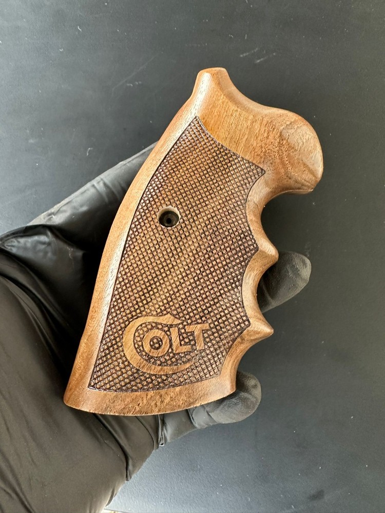 Colt Python Walnut Revolver Grips Checkered Fits Pre-2000