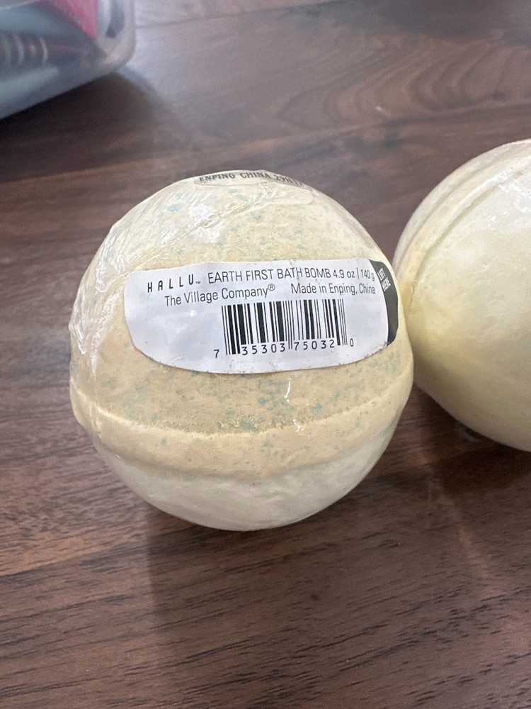2 HALLU Earth First Bath Bombs – 4.9 oz Each – Sealed
