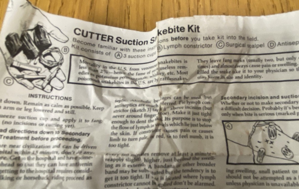 VINTAGE CUTTER SNAKE BITE KIT - 1968