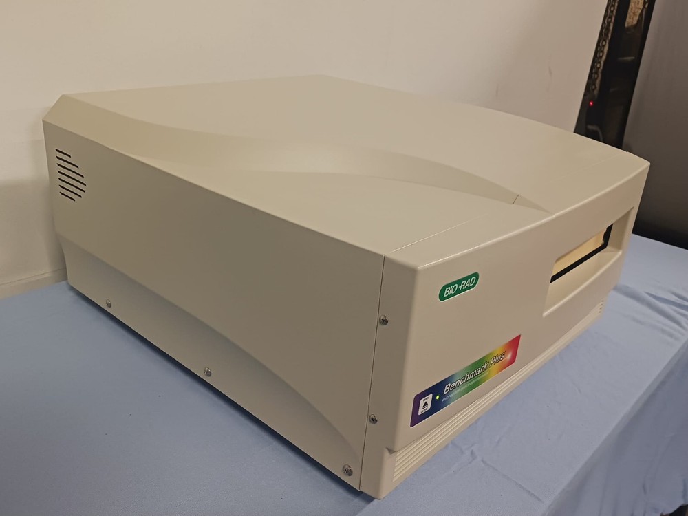 Bio-Rad Benchmark Plus Microplate Spectrophotometer