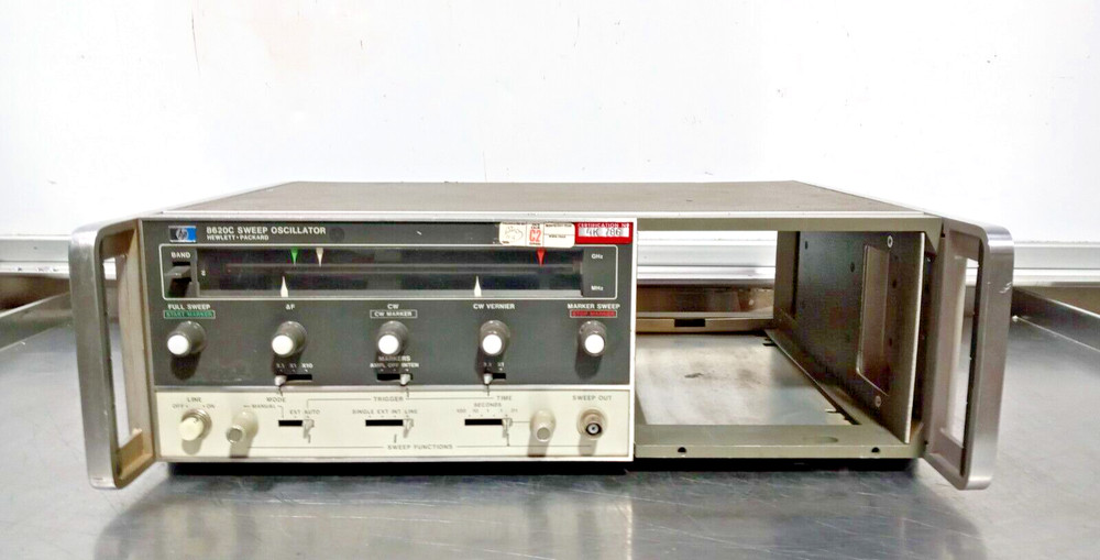 HP 8620C | Sweep Oscillator Main Frame, Untested