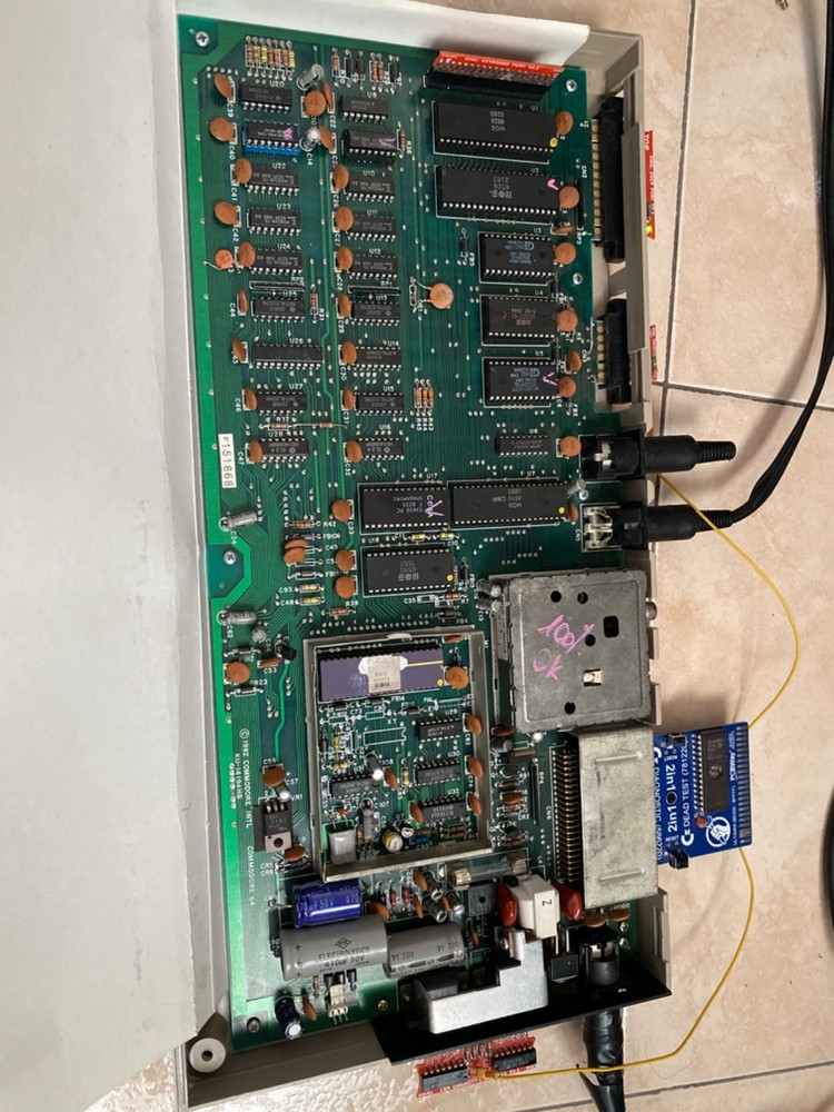 Commodore 64 Silver Label s/n WG C 4711