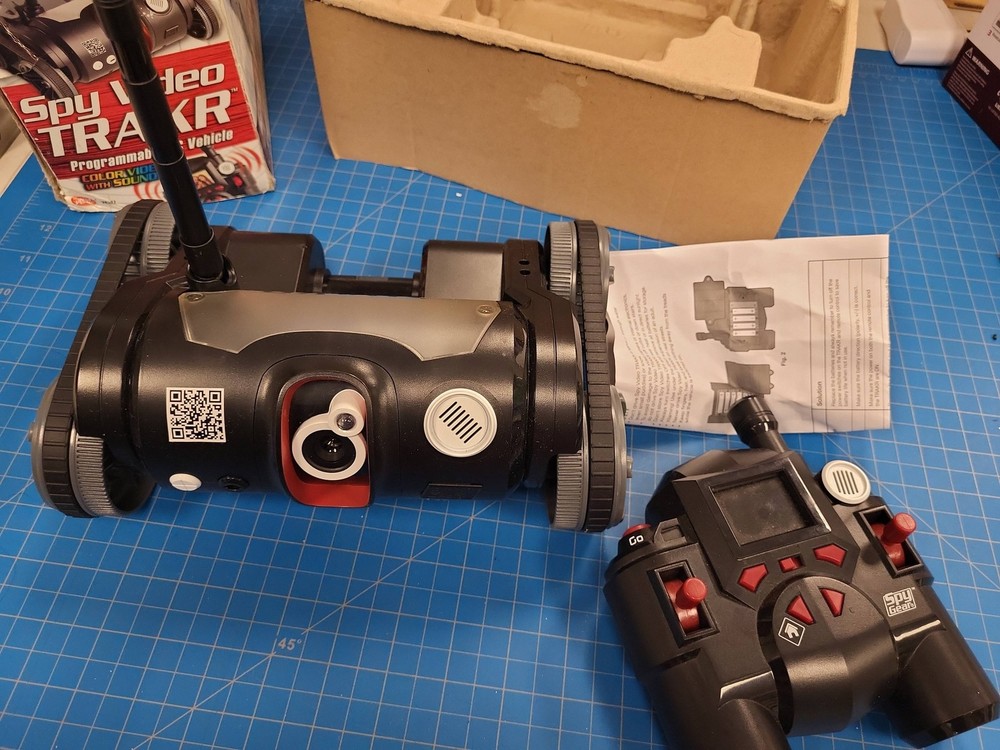 Spy Gear Spy Video TRAKR Programmable RC Vehicle Remote Control Toy Untested