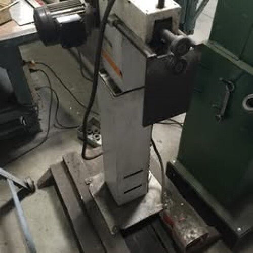 Rotary machine for beading and crimping