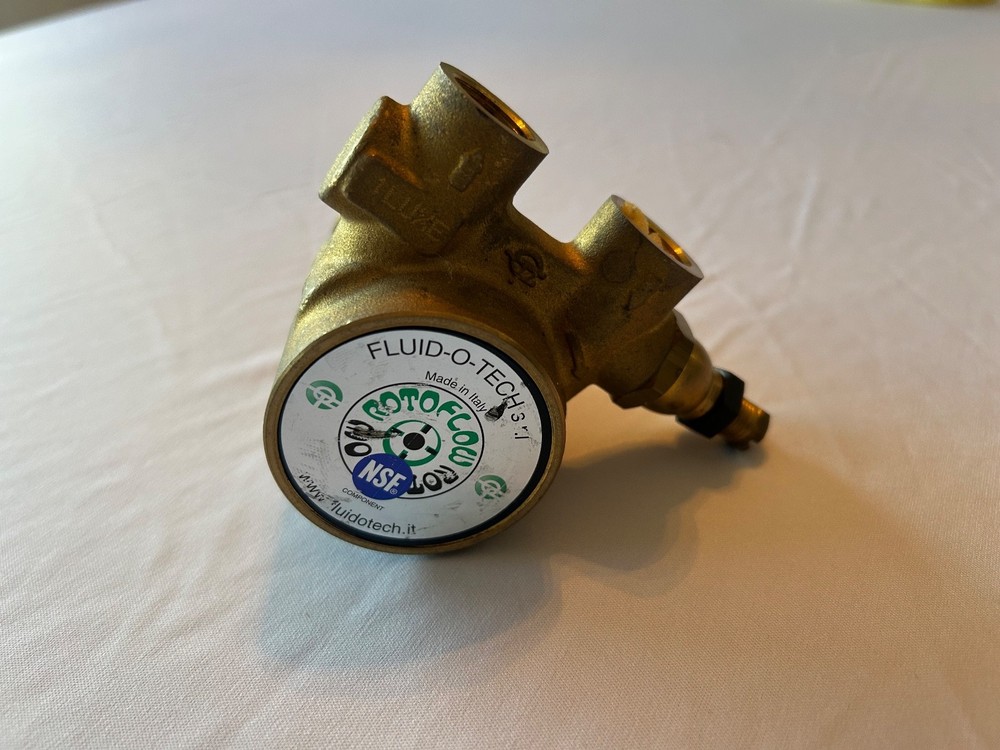 FLUID-O-TECH Rotary Vane Pump: Brass PA1540