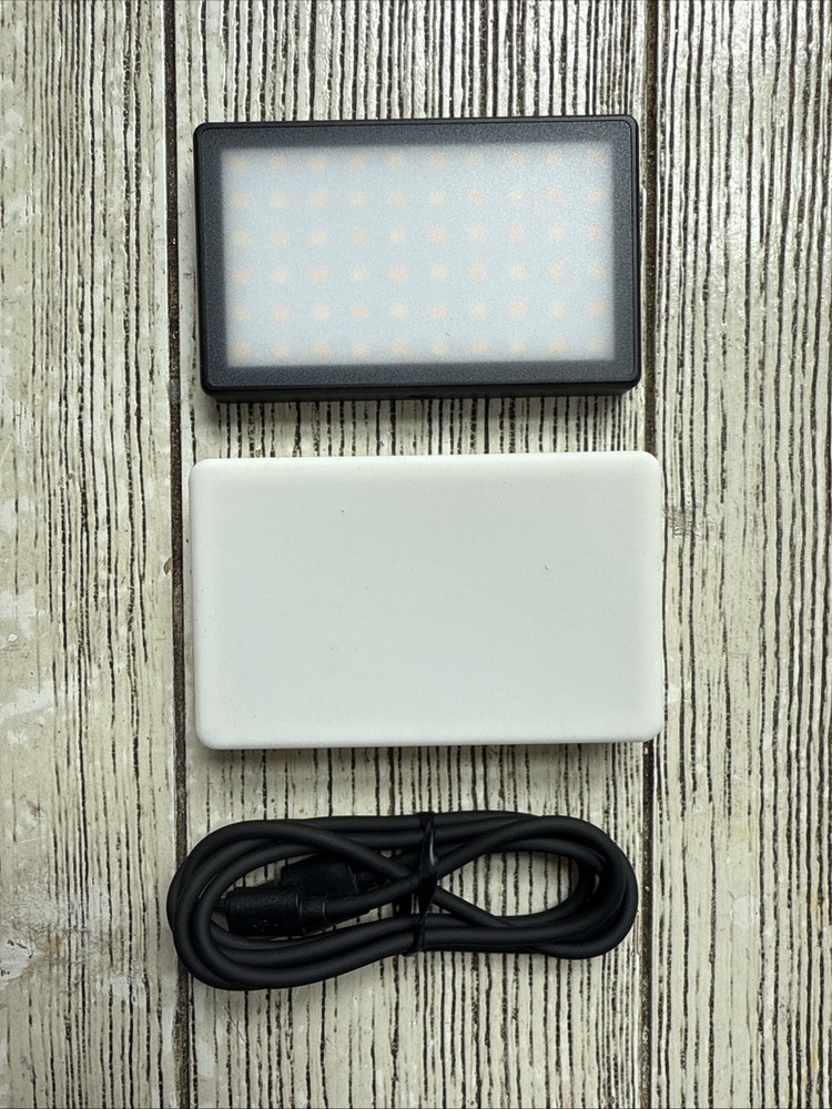 Lume Cube Panel Mini Full Spectrum Bi-Color LED Light