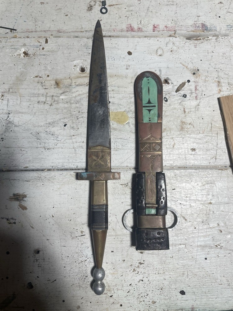 Antique Tuareg Dagger.