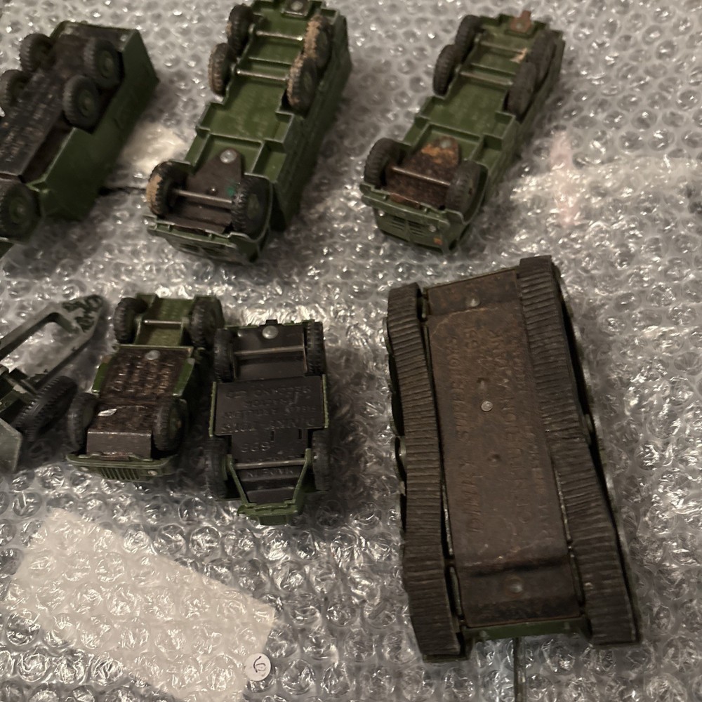 DINKY MILITARY X 7