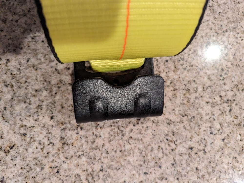 USCC US CARGO CONTROL Straps 5,400 lbs break strength 16,200