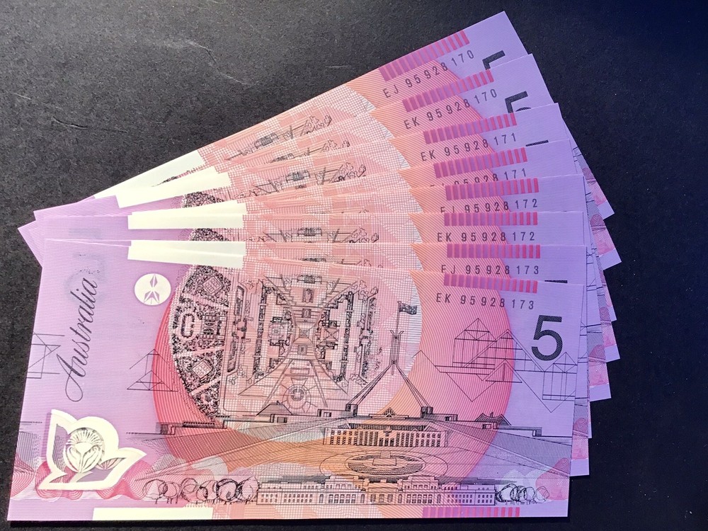 1995 $5 Note Australian Decimal Matched Serial Number Sequential Uncirculated