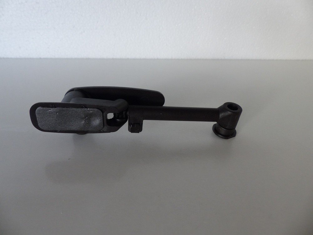 Dometic Click-Clack Arm Strut 300mm S4S5 LH ONLY