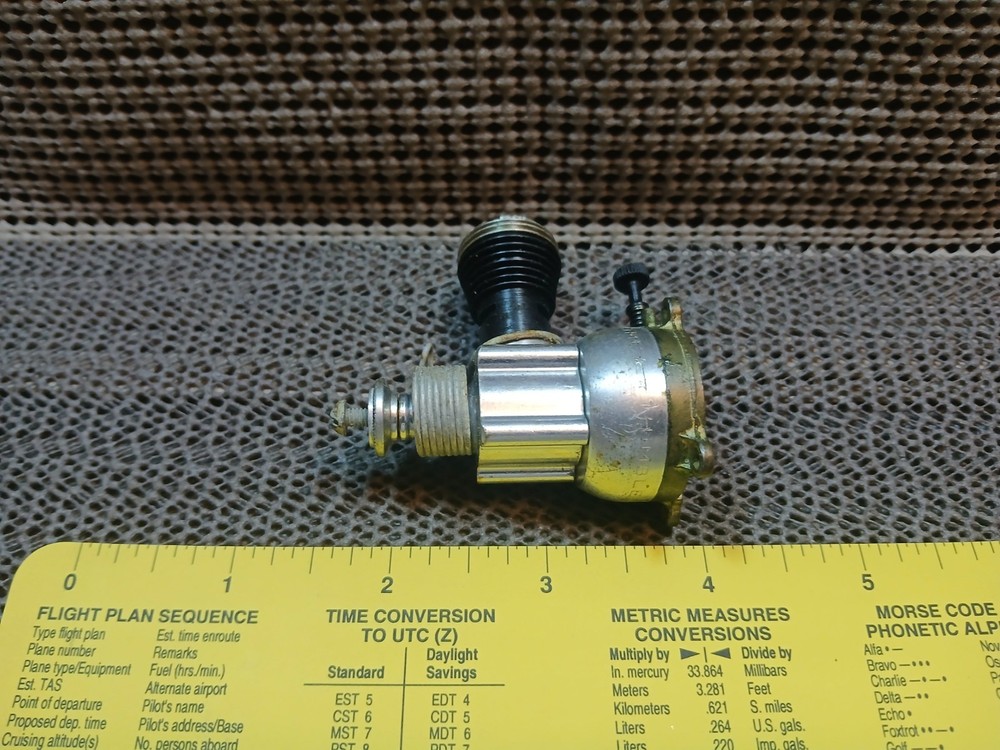 COX*MODEL AIRPLANE ENGINE*.049*SP*NT*SAI