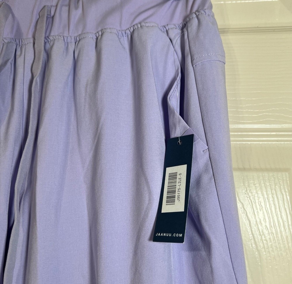 NEW Jaanuu UltraLite Zero Gravity Scrub Set LILAC Small