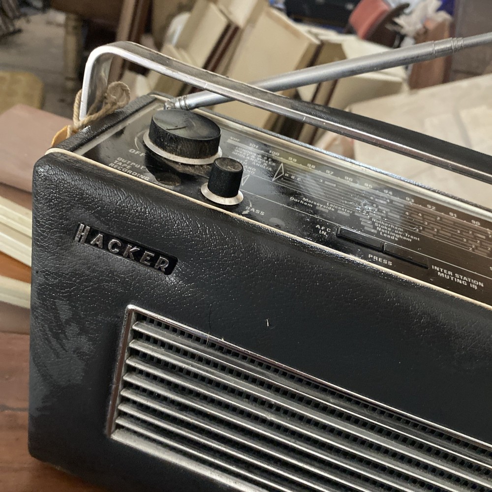 Hacker VHF Herald Portable RP37