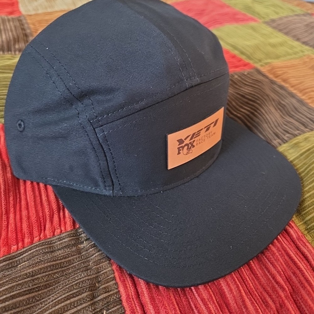 Yeti Fox Factory Race 5 Panel Hat Black