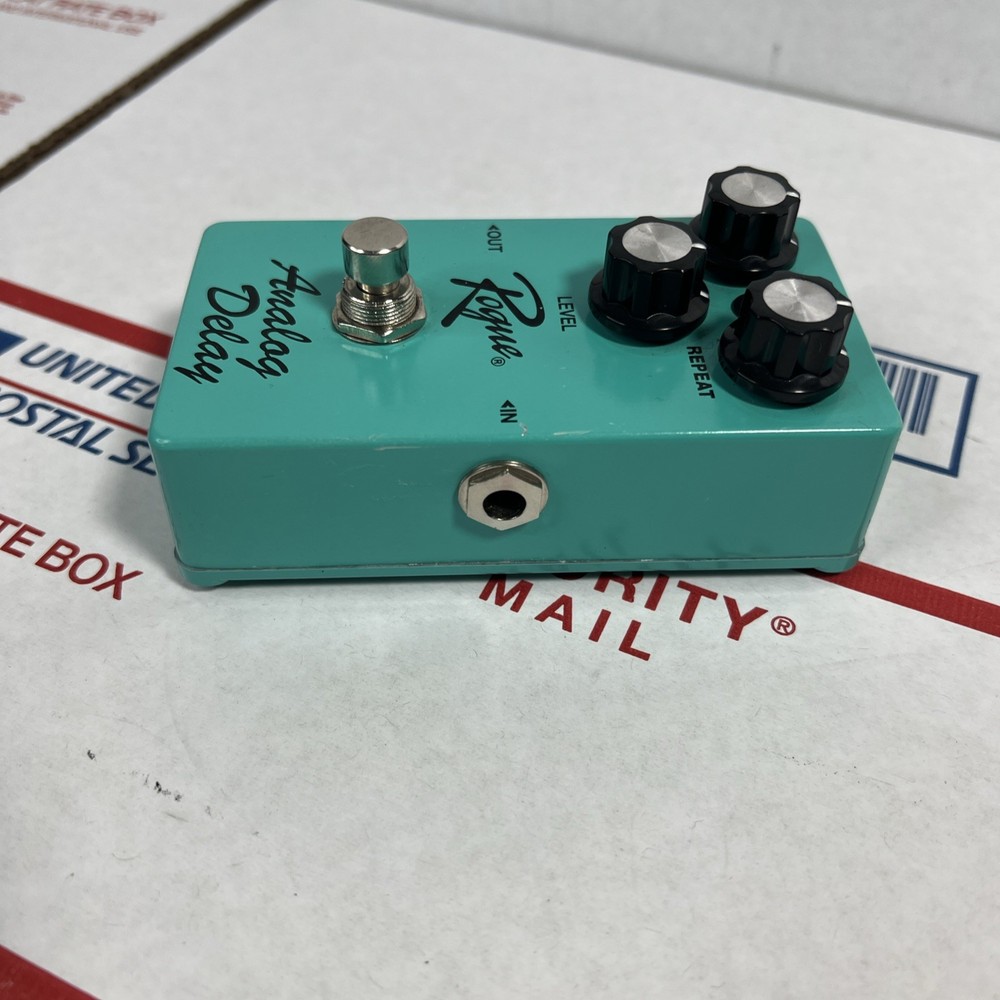 Rogue Analog Delay Guitar Effects Pedal ** MINT ** - SAME DAY SHIP - WARRANTY