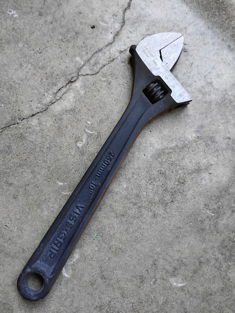 10" IRWIN VISE GRIP ADJUSTABLE WRENCH BLACK OXIDE