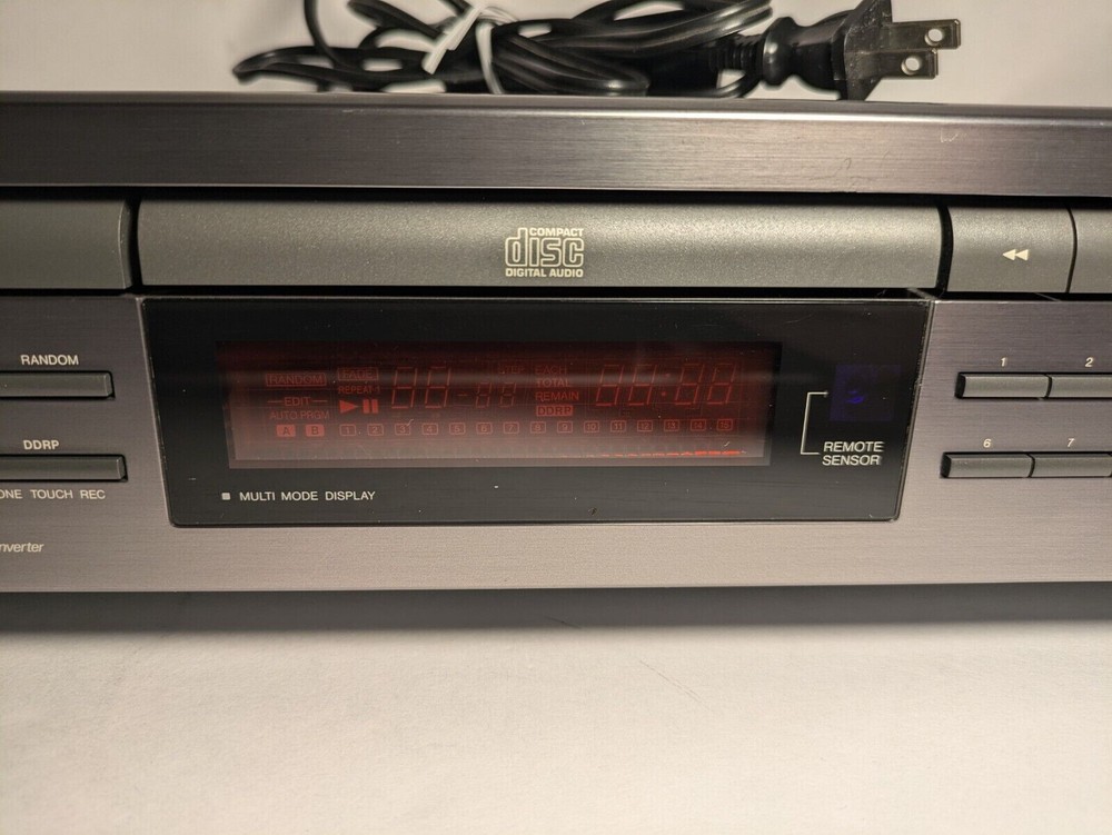 JVC XL-V251 Compact Disc Player Converter DD Works great!
