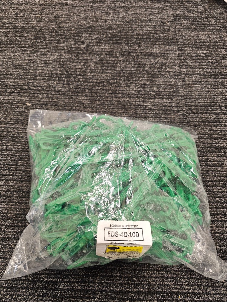 (QTY 100) Ecoturf EDS-4D-100 Contractor Grade Biodegradable Stakes Staples 4"