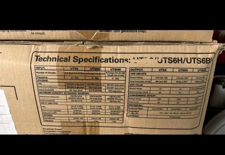 APC Universal Automatic Transfer Switch 6 Circuit 120V UTS6H