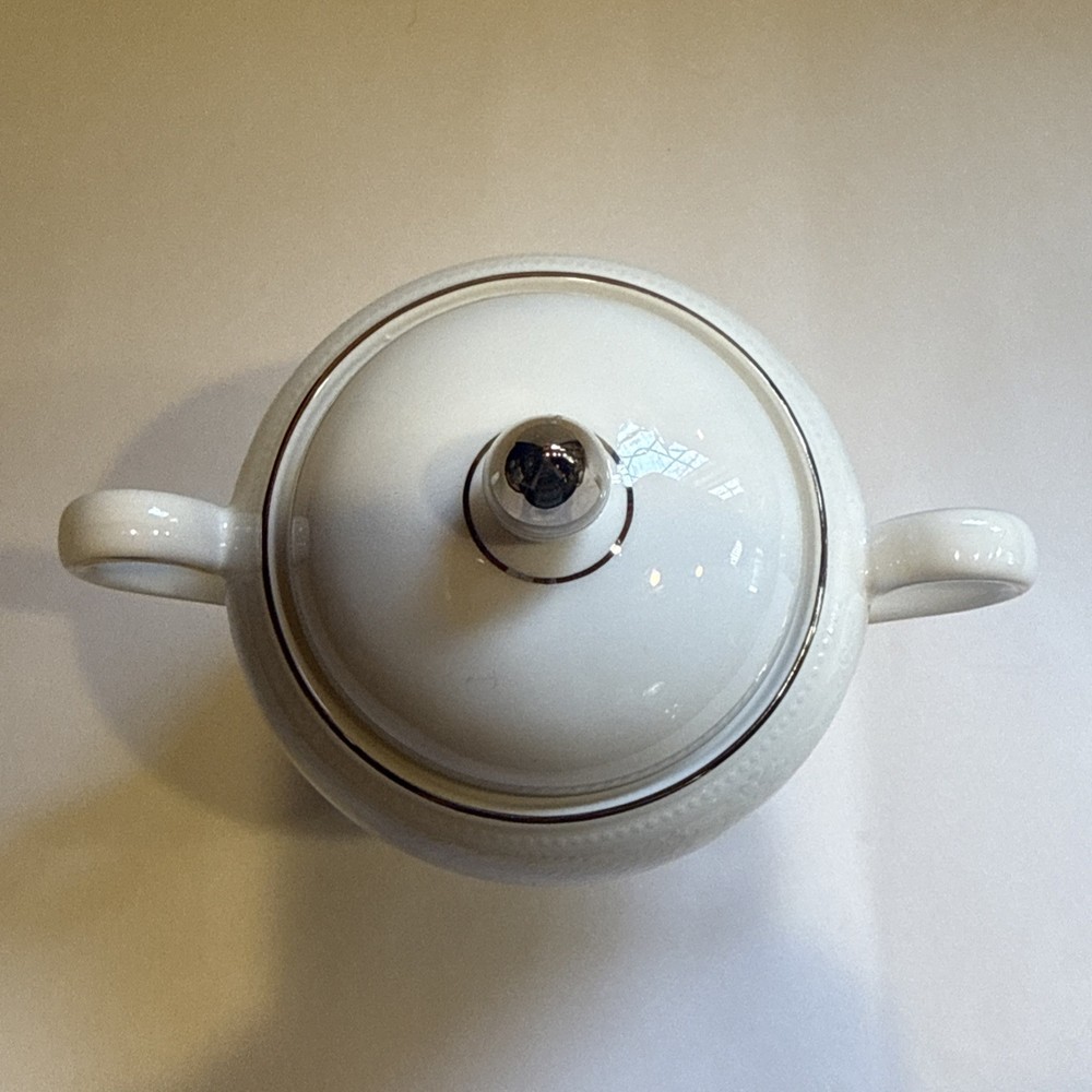 Wedgewood St. Moritz Fine Bone China Lidded Sugar Bowl