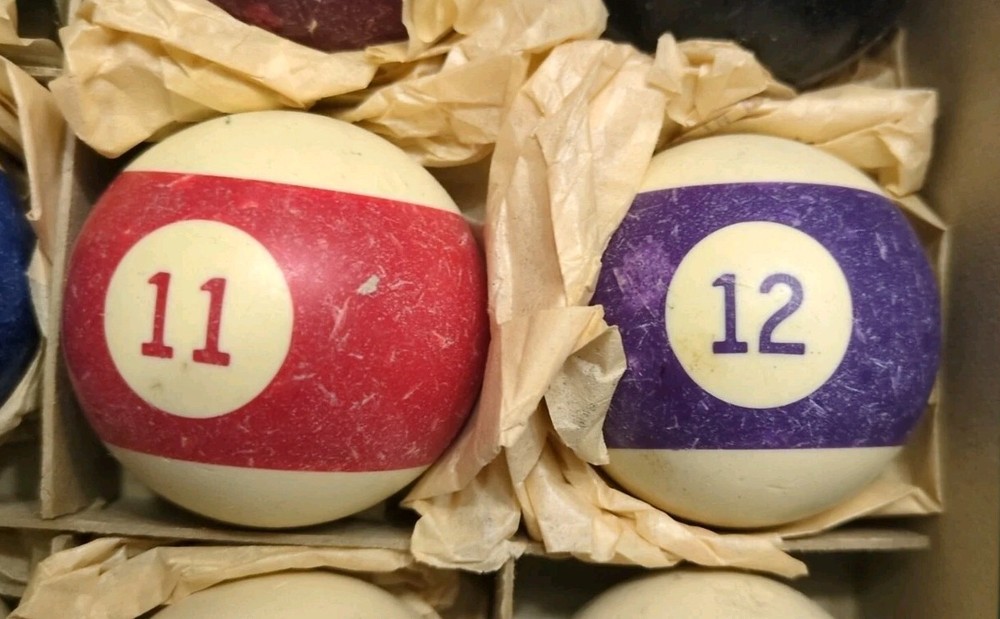 vintage billiard ball set
