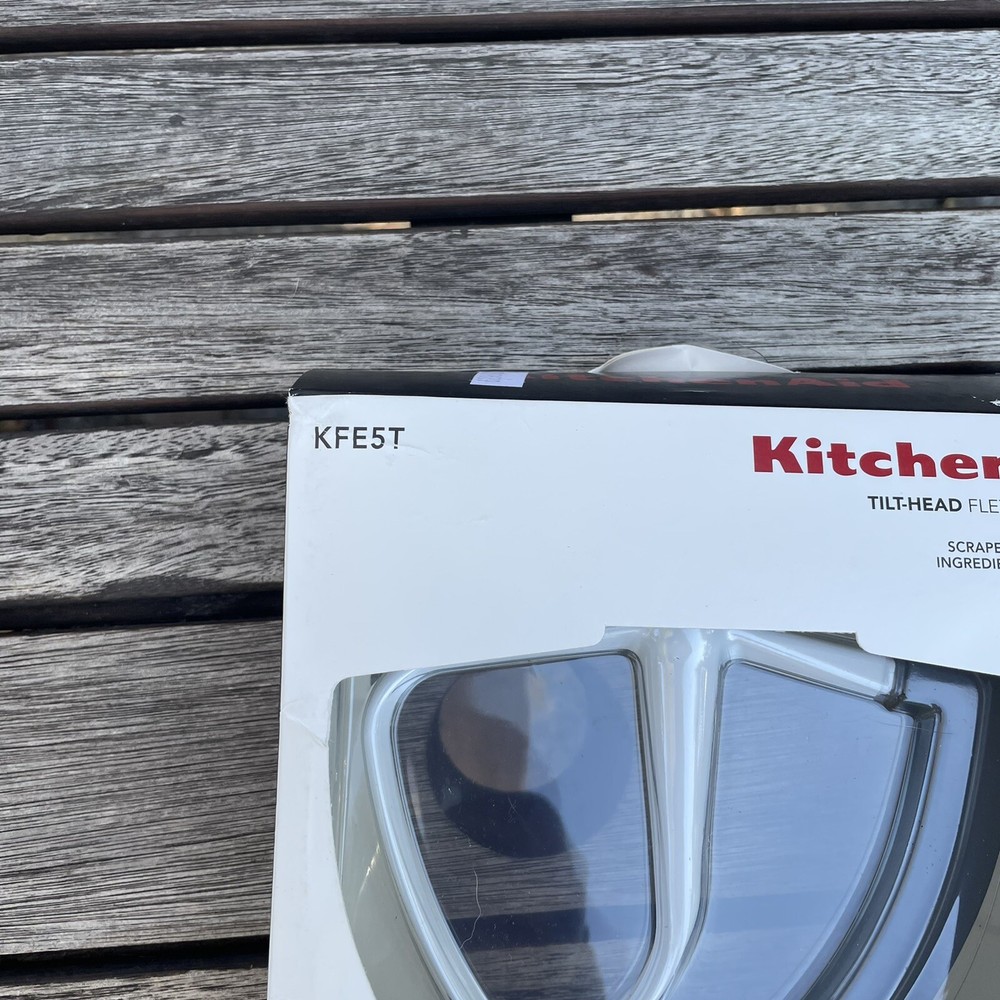 Williams Sonoma KitchenAid KFE5T Tilt-Head Flex Edge Beater Accessory Open Box