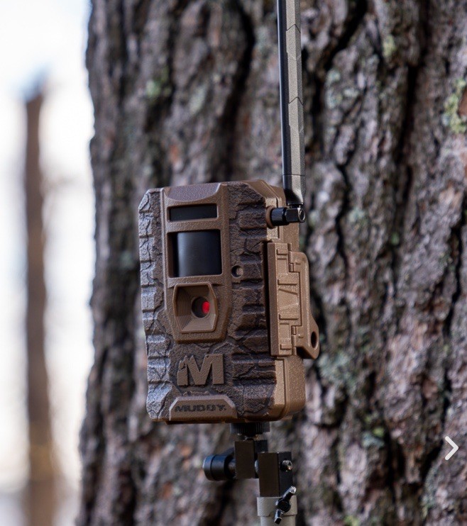 MUDDY Cellular Trail Camera MITIGATOR 2.0 Field Ready Auto Detects Network