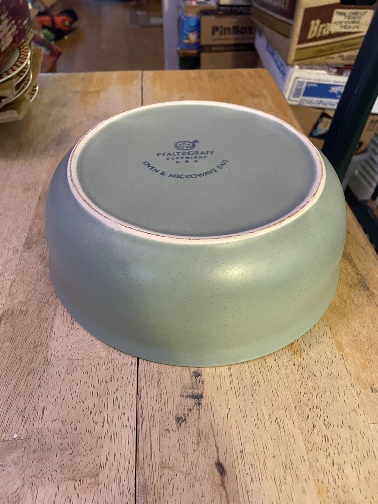 Pflatzgraff Acadia Round Covered Casserole Cypress Green 9"