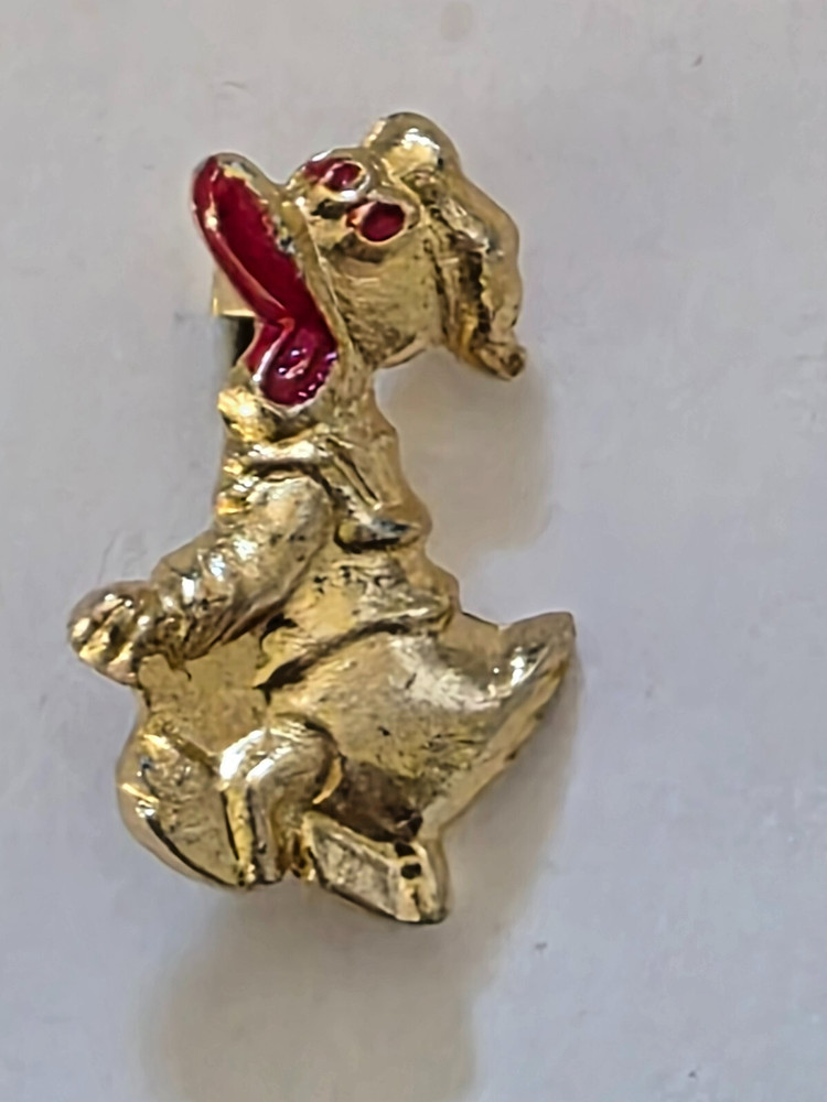 Disney Donald Duck  Lapel Pin   DD#257