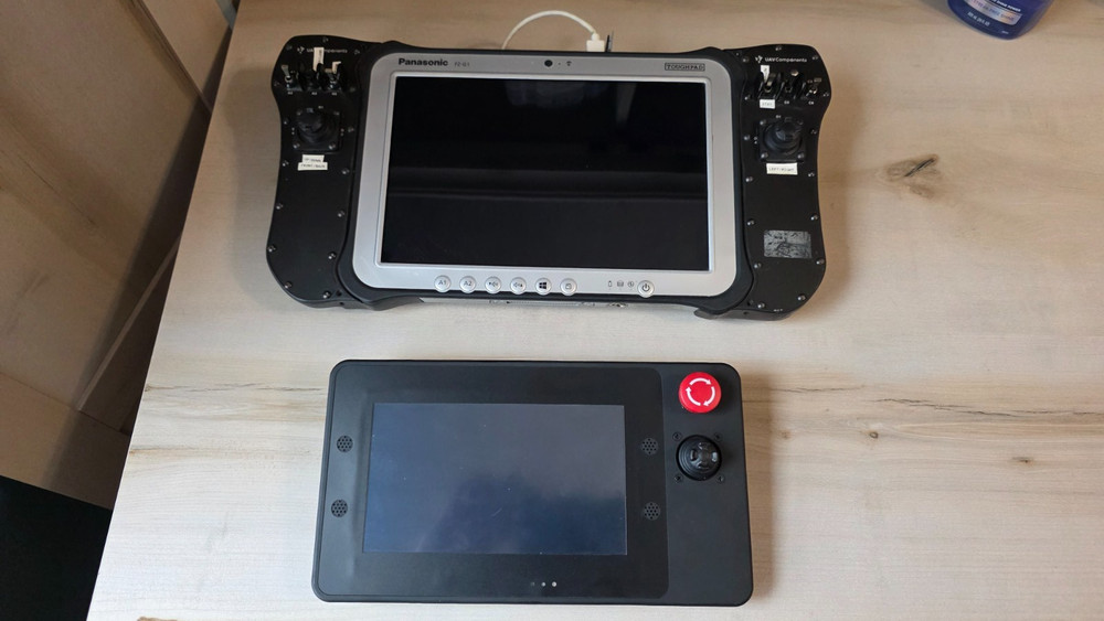 InHand Electronics Hydra‑Q6 rugged ARM tablet - Custom General Dynamics