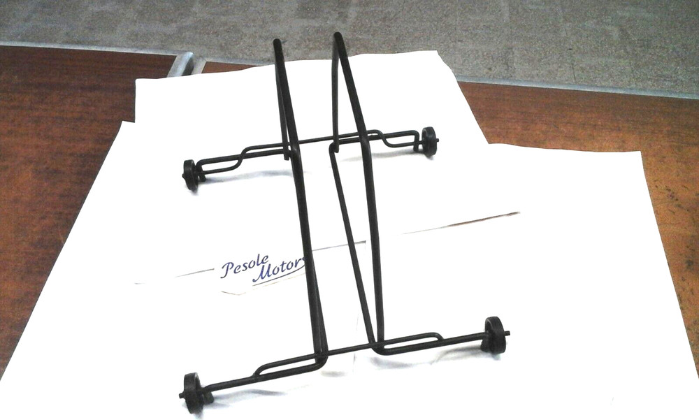 Bike Parking Support With Wheels Pesolemotor