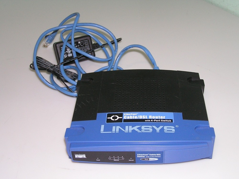 Linksys BEFSR41 100/10 Etherfact Cable/DSL 4 Port Router v.2 - WORKING