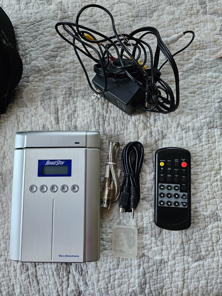 MicroSolutions RoadStor Portable CD Burner for Photo Backup Model 401010