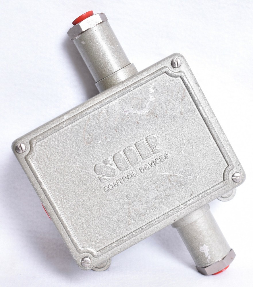 SOR Static O Ring Pressure Difference Switch 14V8-AA5-F1A-LL