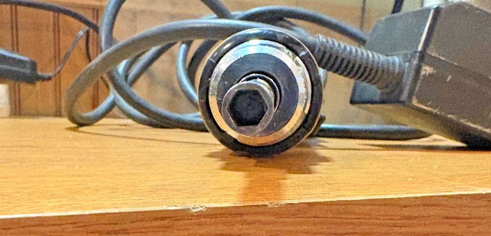 Hios ACL-20 1/4 Hex Torque Driver and ACL Controller