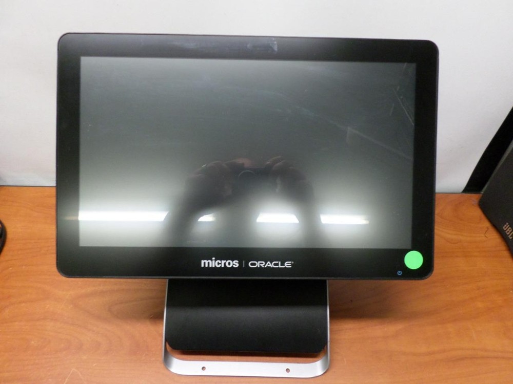 Micros Oracle Workstation 6 Terminal With Stand 7331285