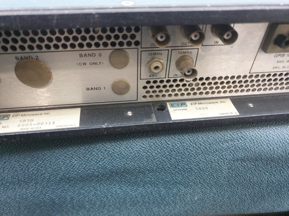 EIP 585B Microwave Pulse Counter, Opt 5809