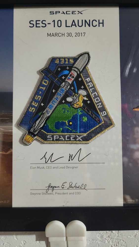 SES-10 LAUNCH SPACEX SPACE X EMPLOYEE NUMBERED AUTHENTIC PATCH PRESENTATION RARE