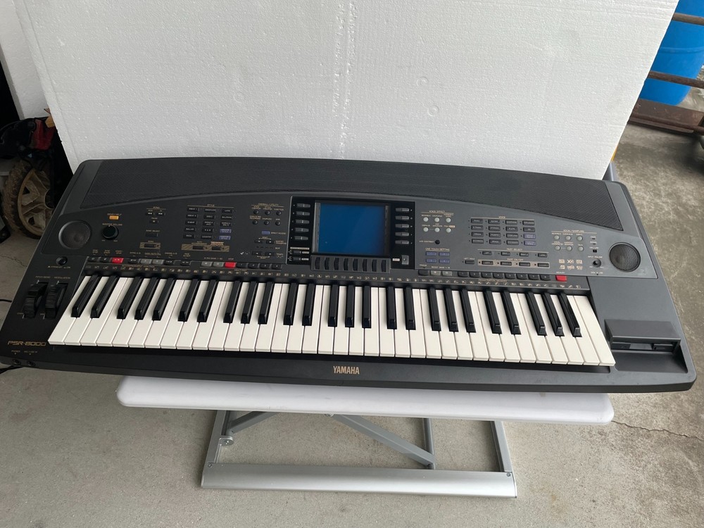 YAMAHA ; PSR- 8000 KEYBOARD / SYSTHESNIZER